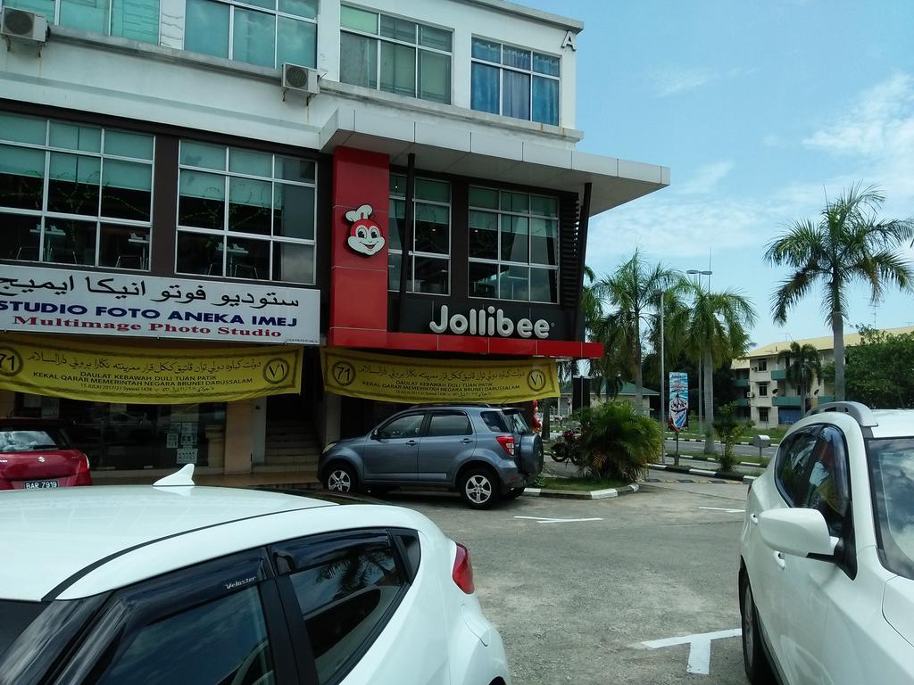 Qing Yun Resthouse -Delima Satu Hotel Kampong Serusup Exterior photo