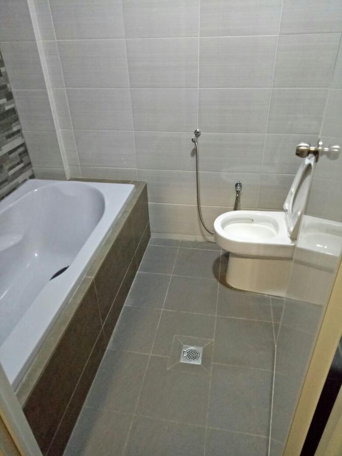 Qing Yun Resthouse -Delima Satu Hotel Kampong Serusup Exterior photo